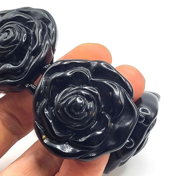 Chunky Black Bakelite Rose Bracelet 7in - Picture 1 of 5